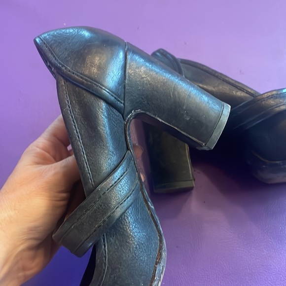 FRYE used ADRIENNE sz 6.5 Mary Jane heels - Picture 3 of 6